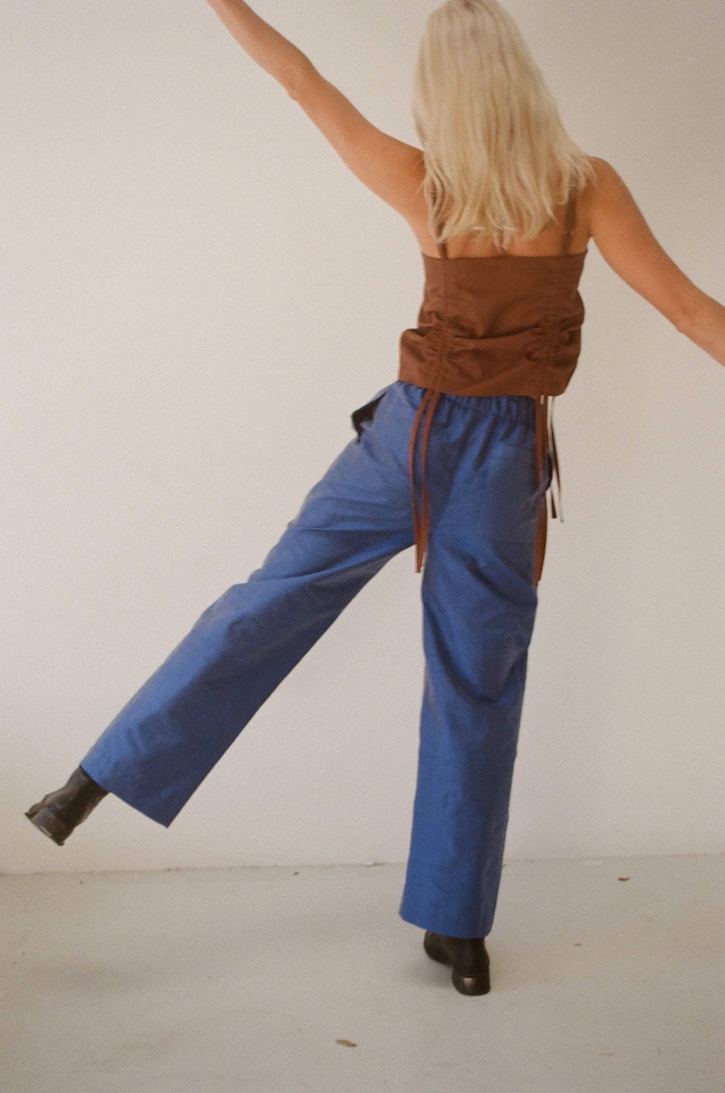 Mimi Holvast Scrunchie Pants - Electric Blue Silk