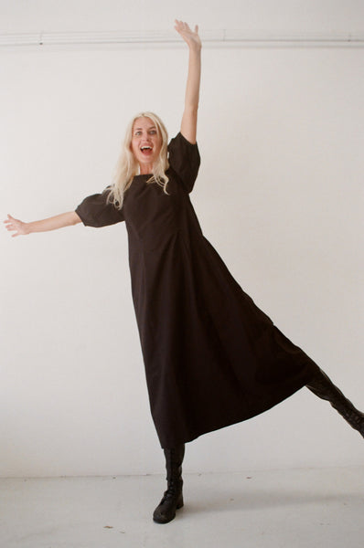Mimi Holvast organic cotton dress - black organic cotton, short sleeve handmade midi dress